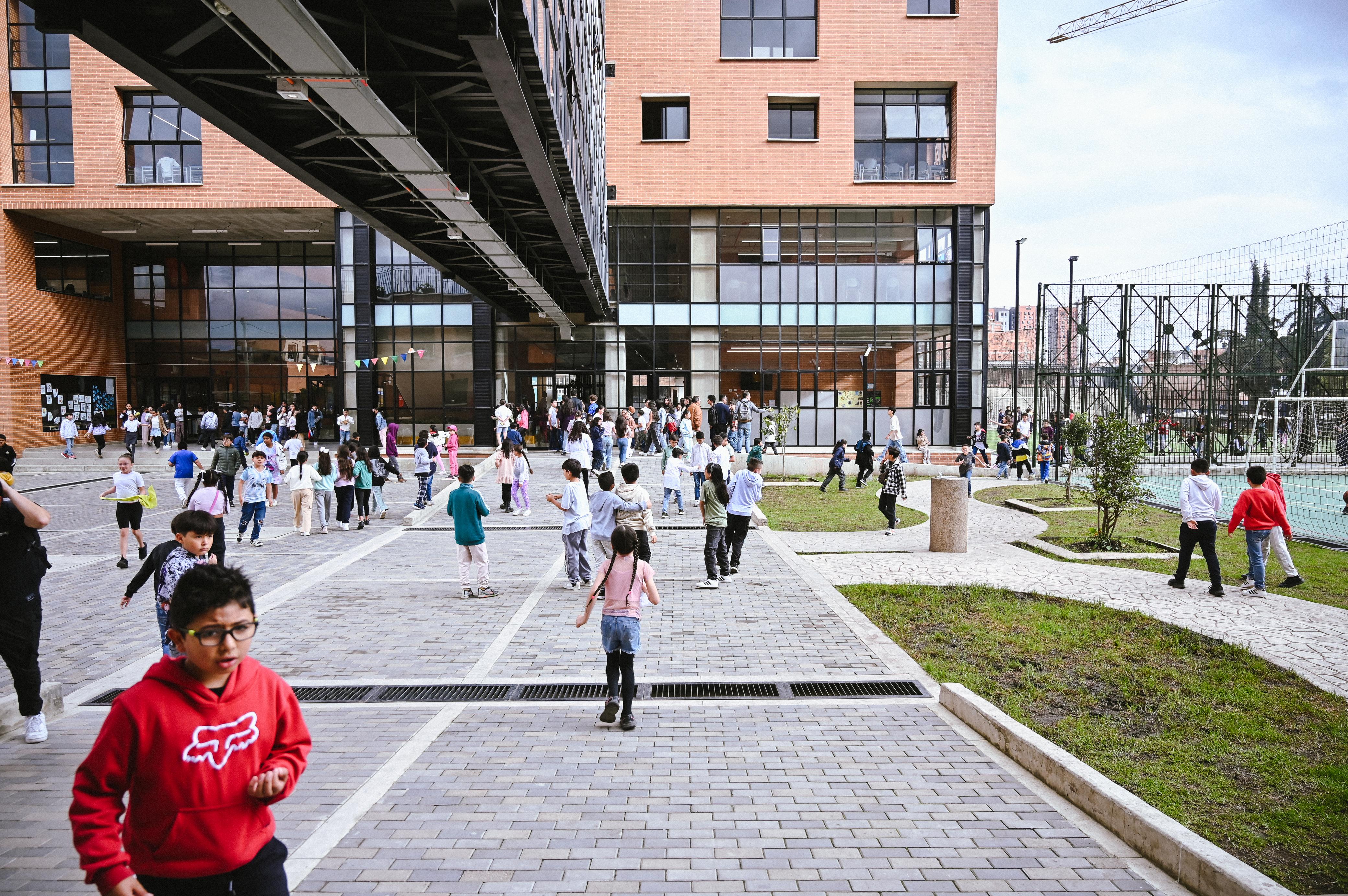Polémica en el Concejo por proyecto que eliminaría incentivos educativos en Bogotá