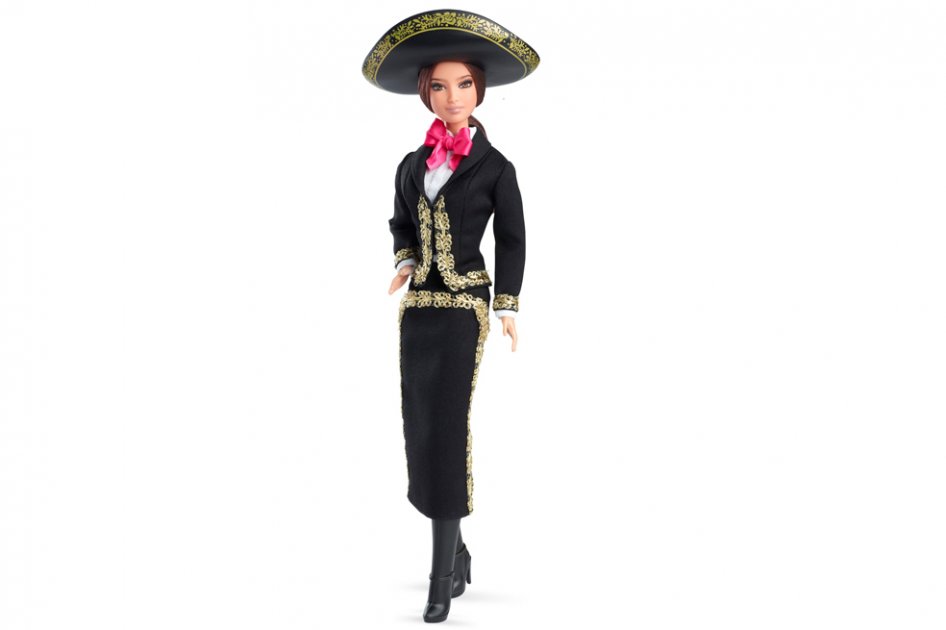 La muñeca "está lista para celebrar con México estas fiestas patrias", comentó la gerente Ana Paula Martínez de Alba, sobre el lanzamiento de la Barbie mariachi en una fecha próxima a la celebración de la Independencia del país, el 15 de septiembre.