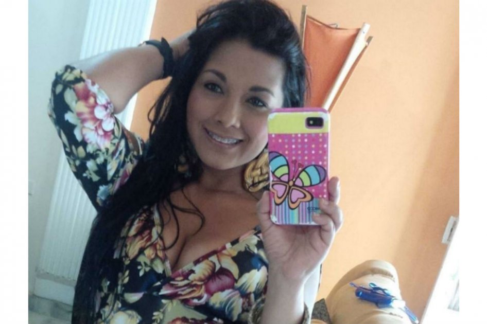 A primeras horas del pasado miércoles, la joven fue sometida a un tratamiento estético en los glúteos. /Facebook