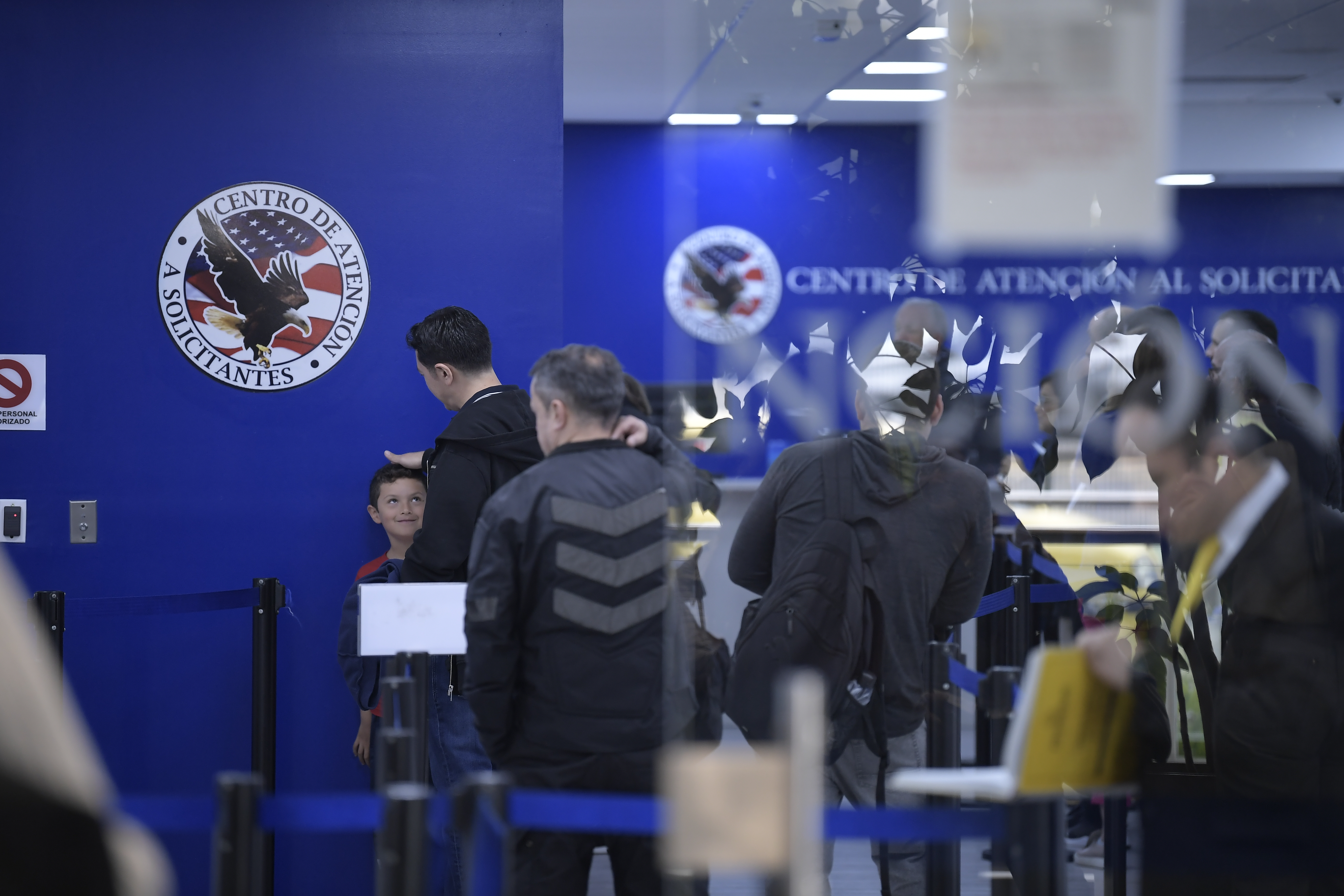 Más control migratorio en EE. UU.: visas y “turismo de nacimiento” en la mira