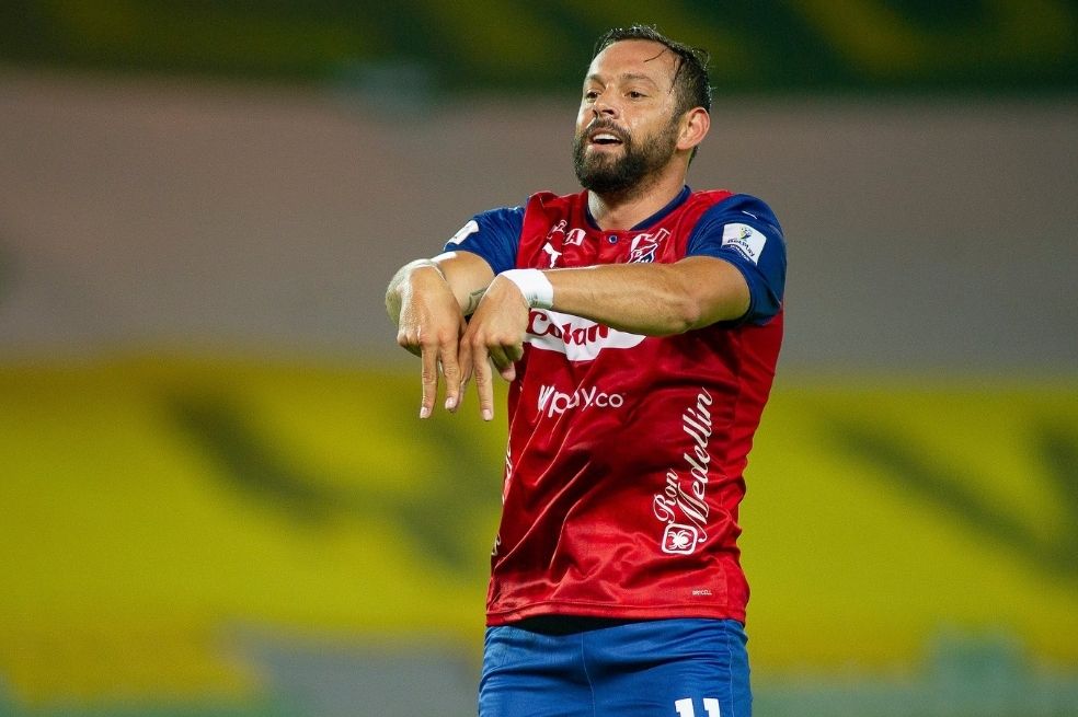 El volante uruguayo anotó su segundo gol con el poderoso, en su primera temporada con el equipo.