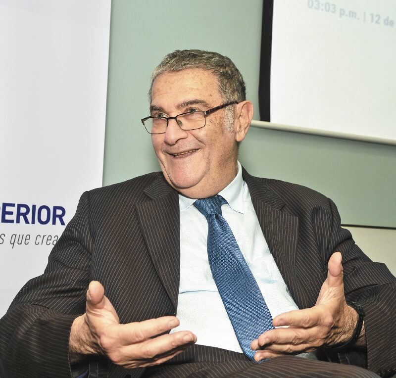 “Un problema es que los ciclos políticos son de corto tiempo”: Serge Haroche, nobel de Física