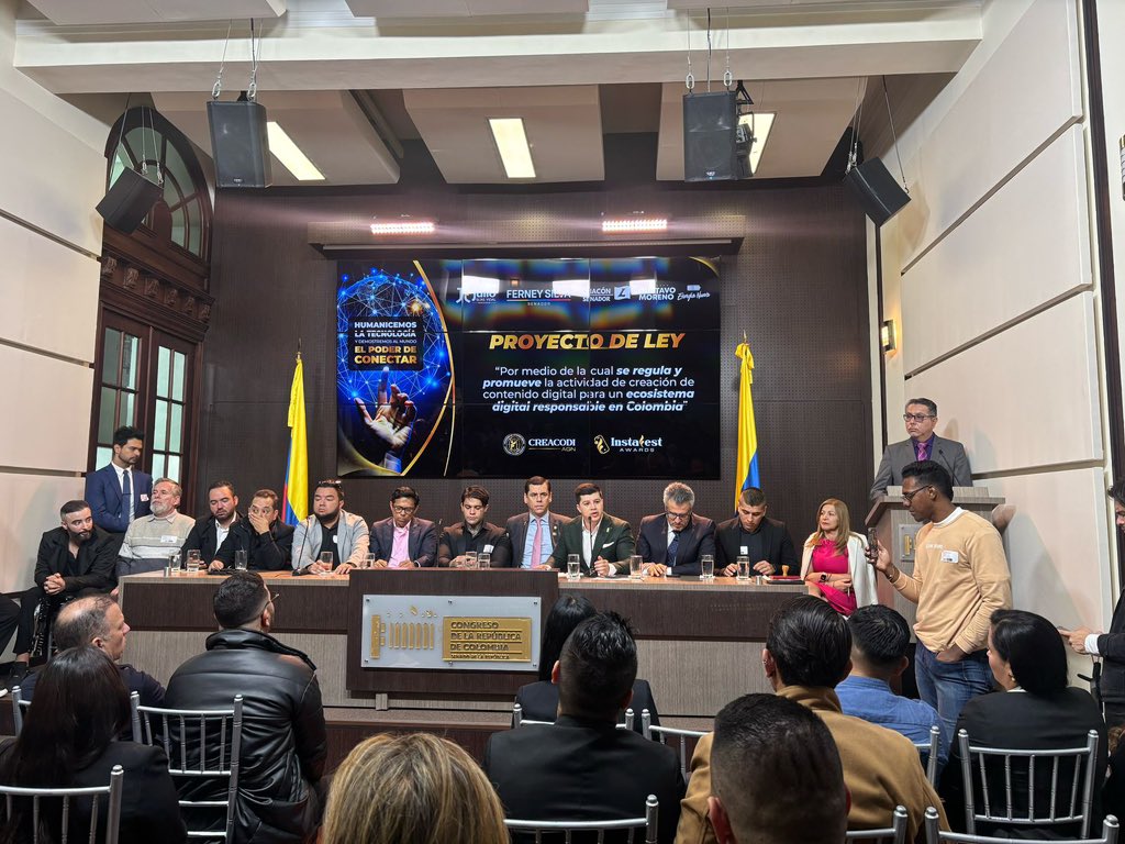 Radican en el Congreso proyecto para regular el trabajo de los influenciadores
