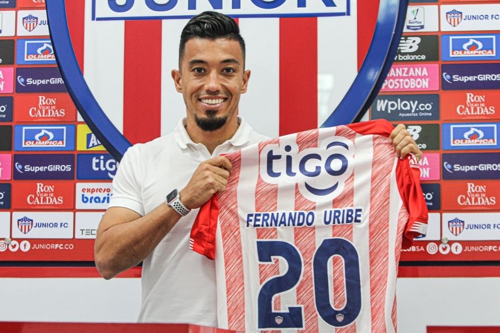 Oficial: Fernando Uribe y Daniel Giraldo, de Millonarios a Júnior de Barranquilla