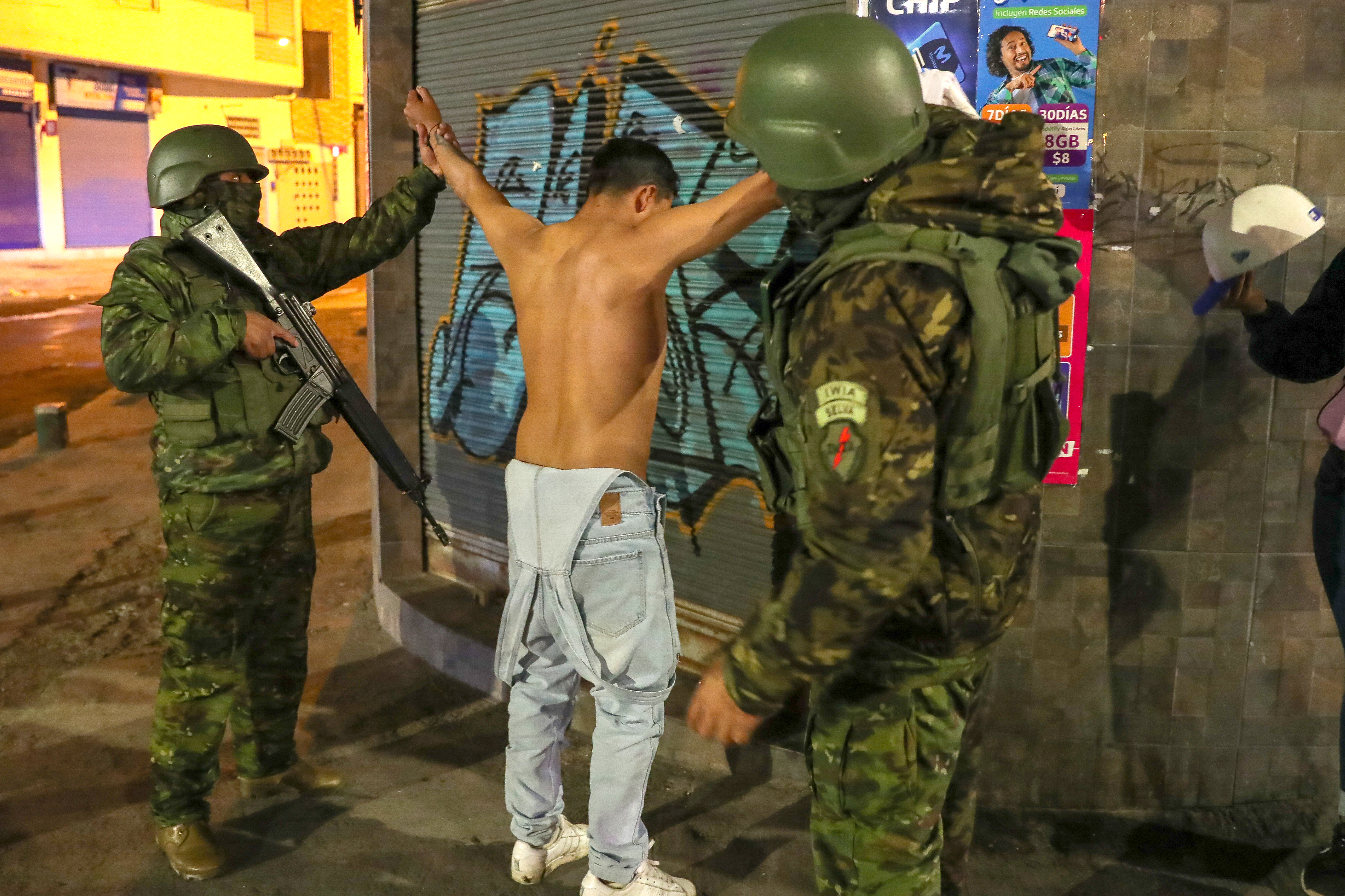 La crisis interna sigue en Ecuador: dos alcaldes asesinados en tres días
