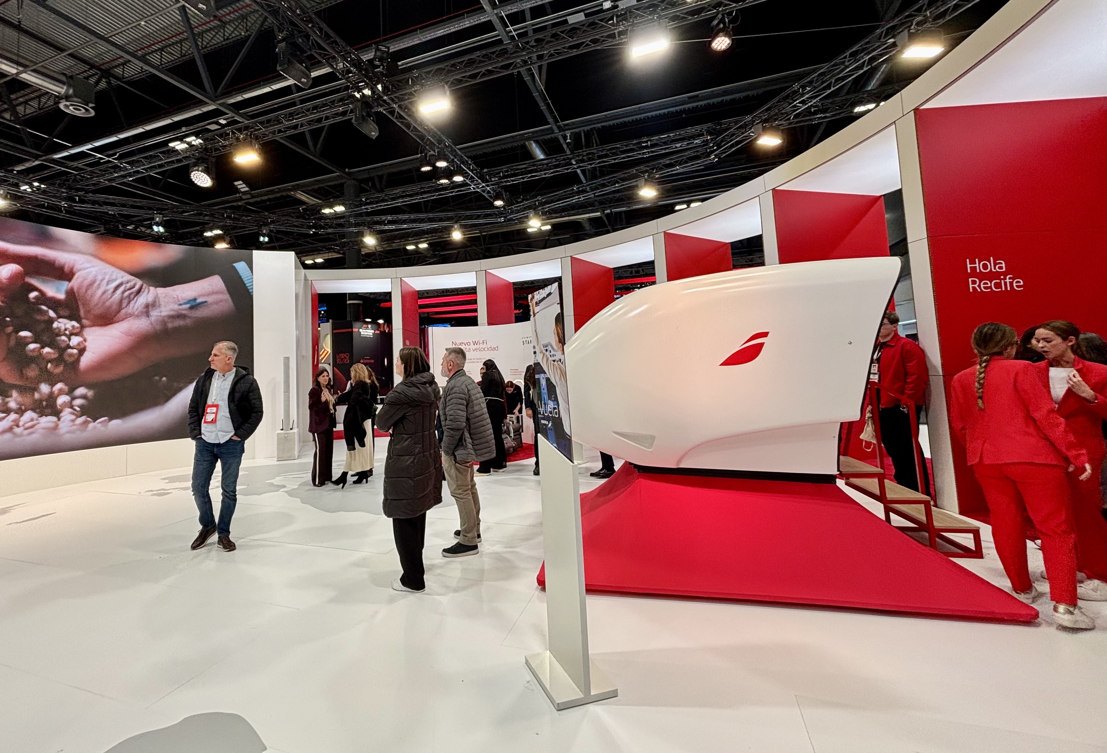 Iberia ha destacado en Fitur 2026 consolidando su liderazgo entre Europa y Latinoamérica con acuerdos estratégicos y capacidad récord.