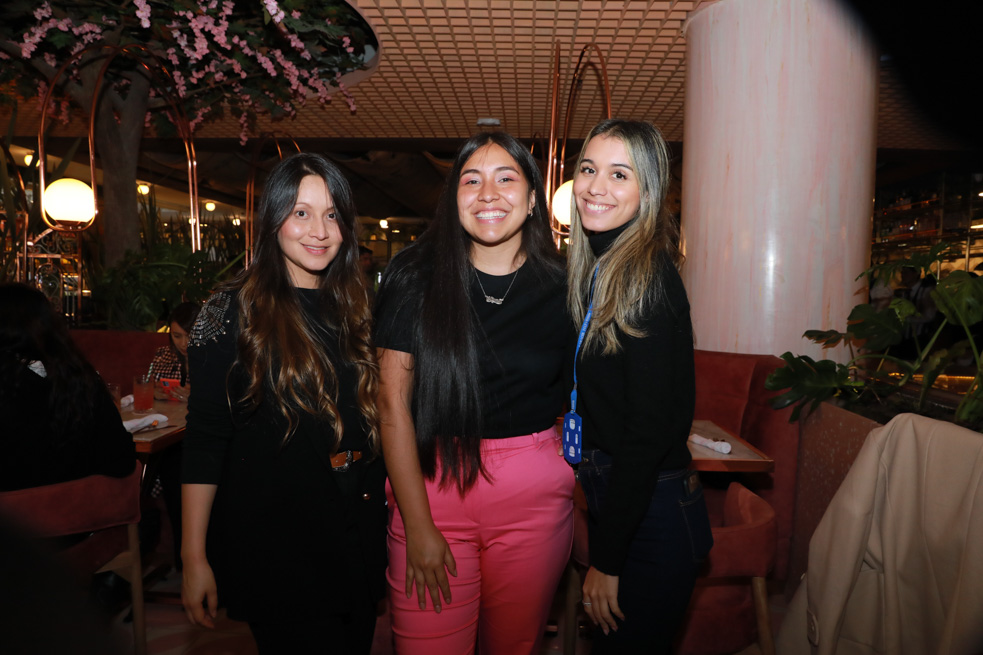 Diana Sanchez Eliana Sanchez y Maria Daniela Ferrer