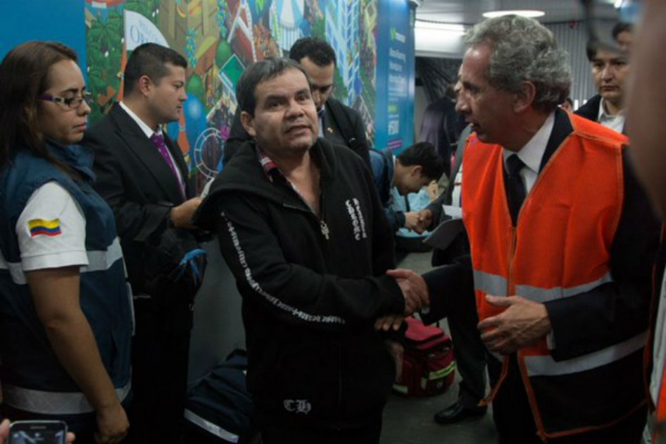 Llegó a Colombia el primer preso colombiano repatriado desde China
