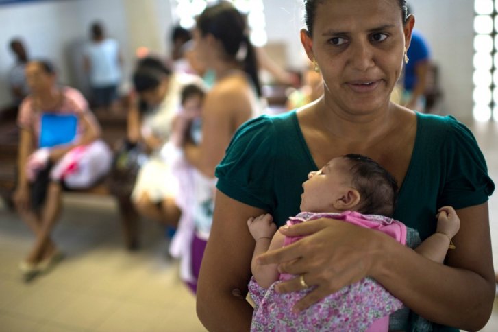 Suben a 1.113 casos de microcefalia en Brasil asociados al zika