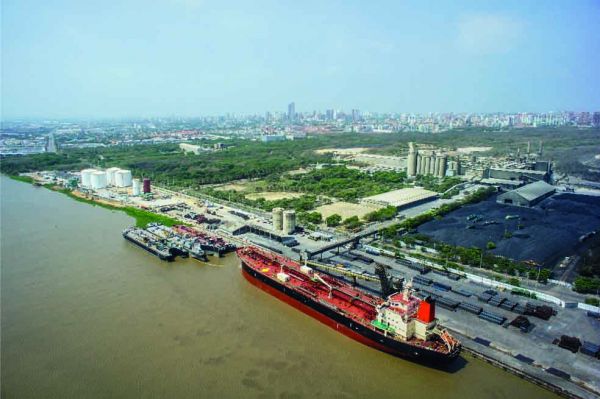 Adelantan obras para mejorar el acceso al puerto de Buenaventura