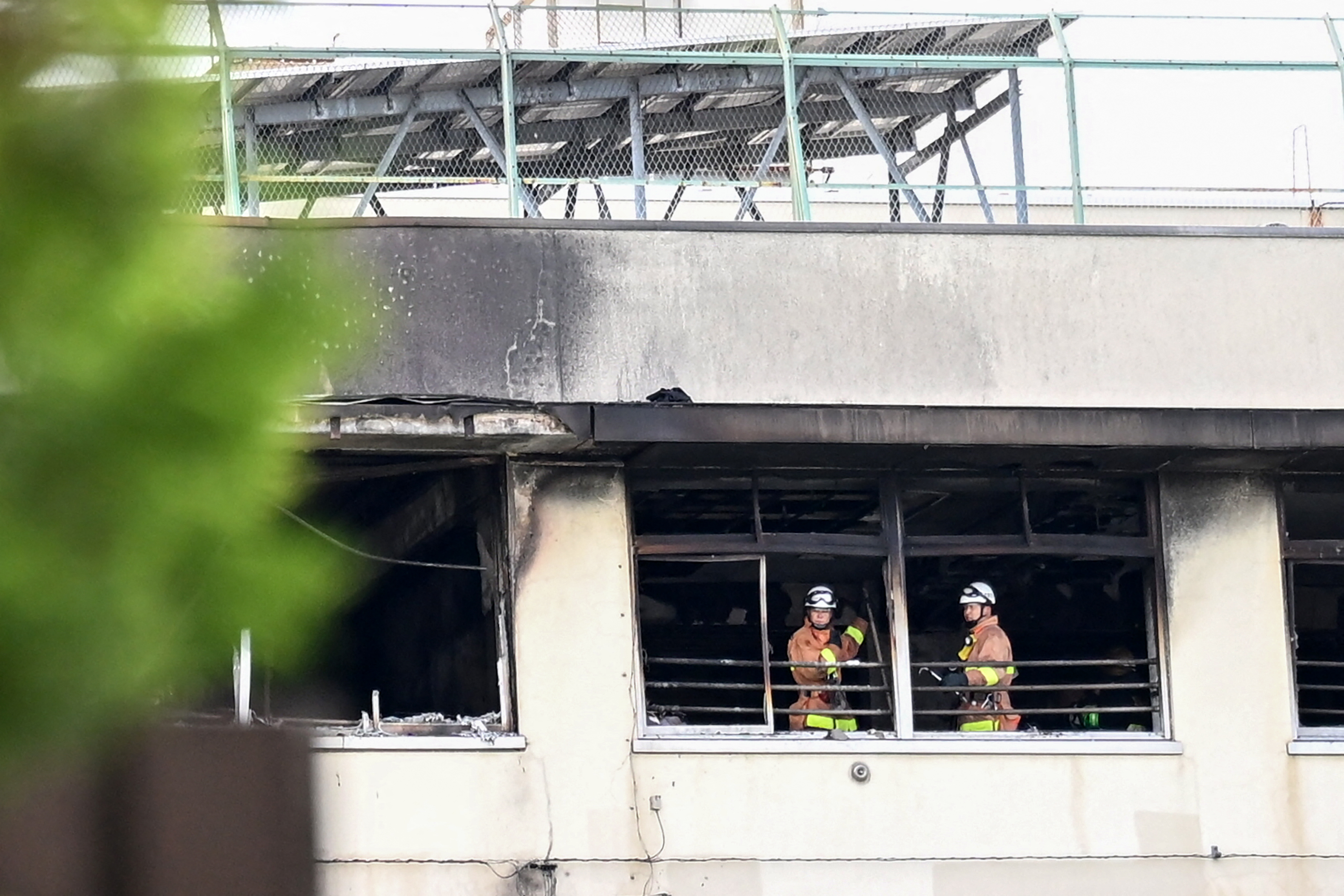 Incendio en escuela de Tokio deja una decena de heridos