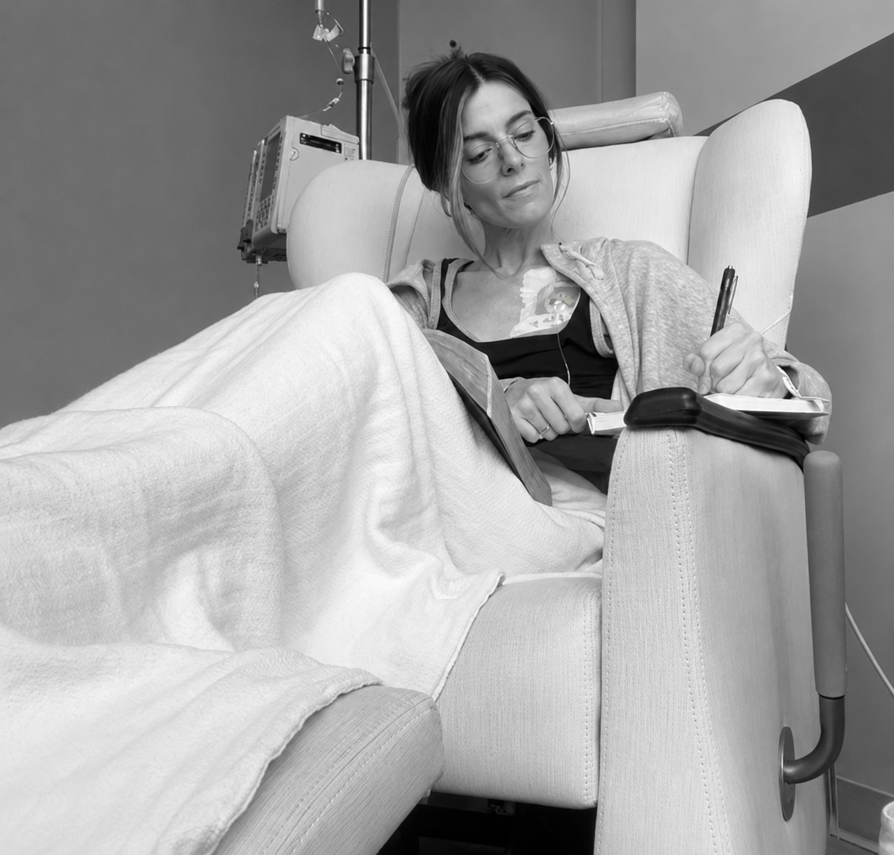 Murió famosa influencer de 36 años por un cáncer de estómago: “Estamos devastados”