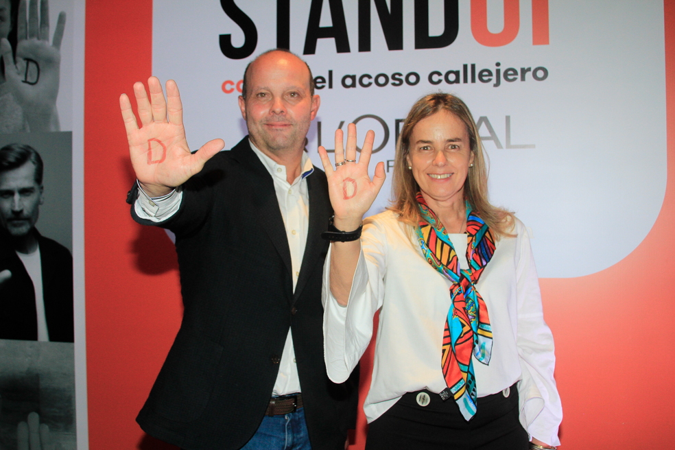Campaña StandUP en contra del acoso callejero de L’Oreal