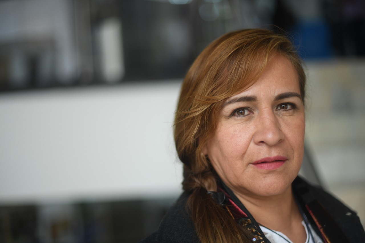Gladys López es una de las mujeres pioneras en la búsqueda de los desaparecidos en Colombia desde que desapareció su papá, Faustino López Guerrero, un dirigente agrario del Partido Comunista en la década de los 60 y 80 en Puerto Boyacá. A sus 78 años, el 5 de septiembre de 1984, paramilitares y agentes del DAS lo desaparecieron y su única hija, Gladys, nunca más supo de él.