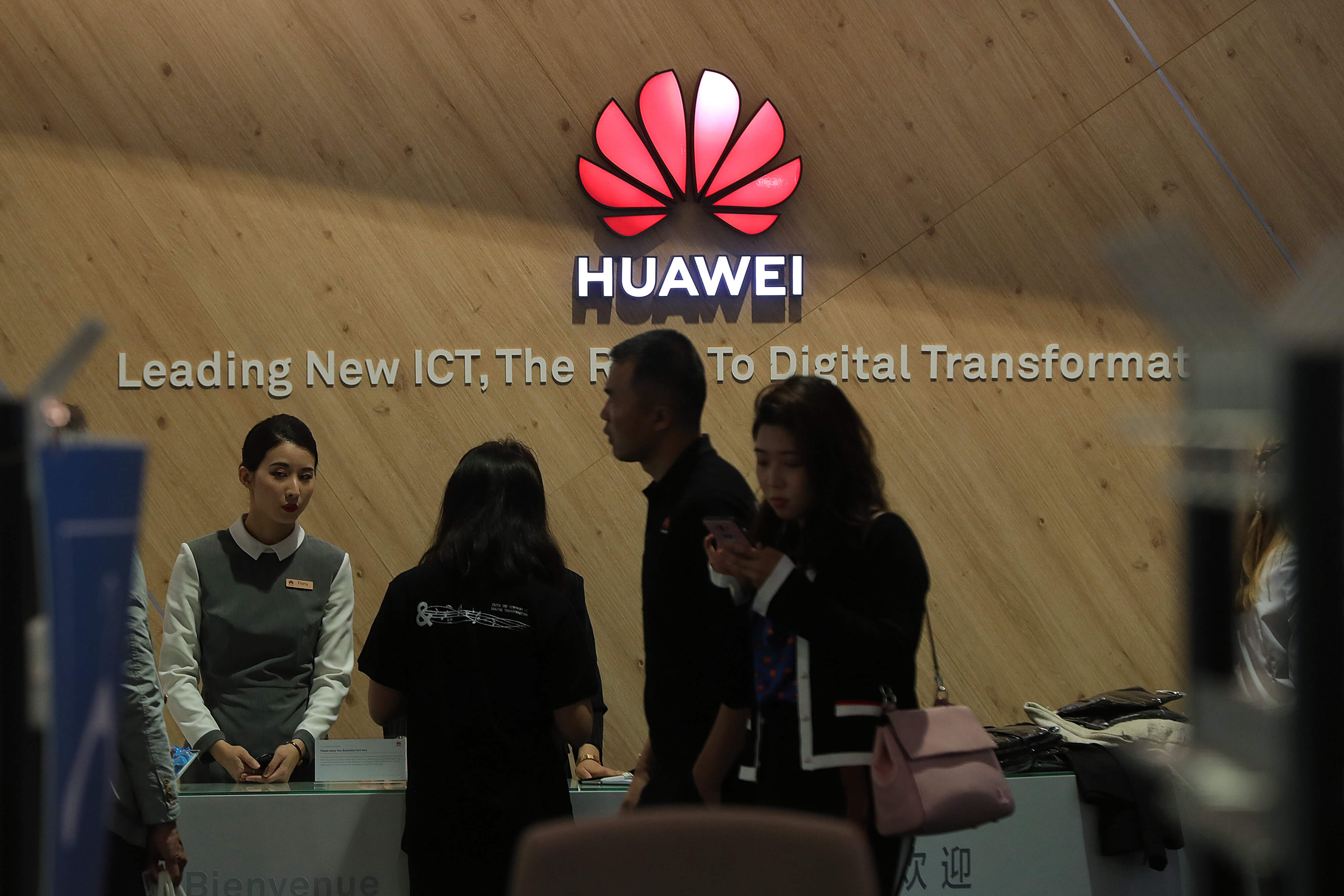 Bloomberg dice que Huawei demandó al Departamento de Comercio de Estados Unidos
