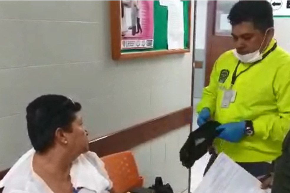 Capturan a mujer de tercera edad que llevaba un kilo de cocaína en sus partes íntimas