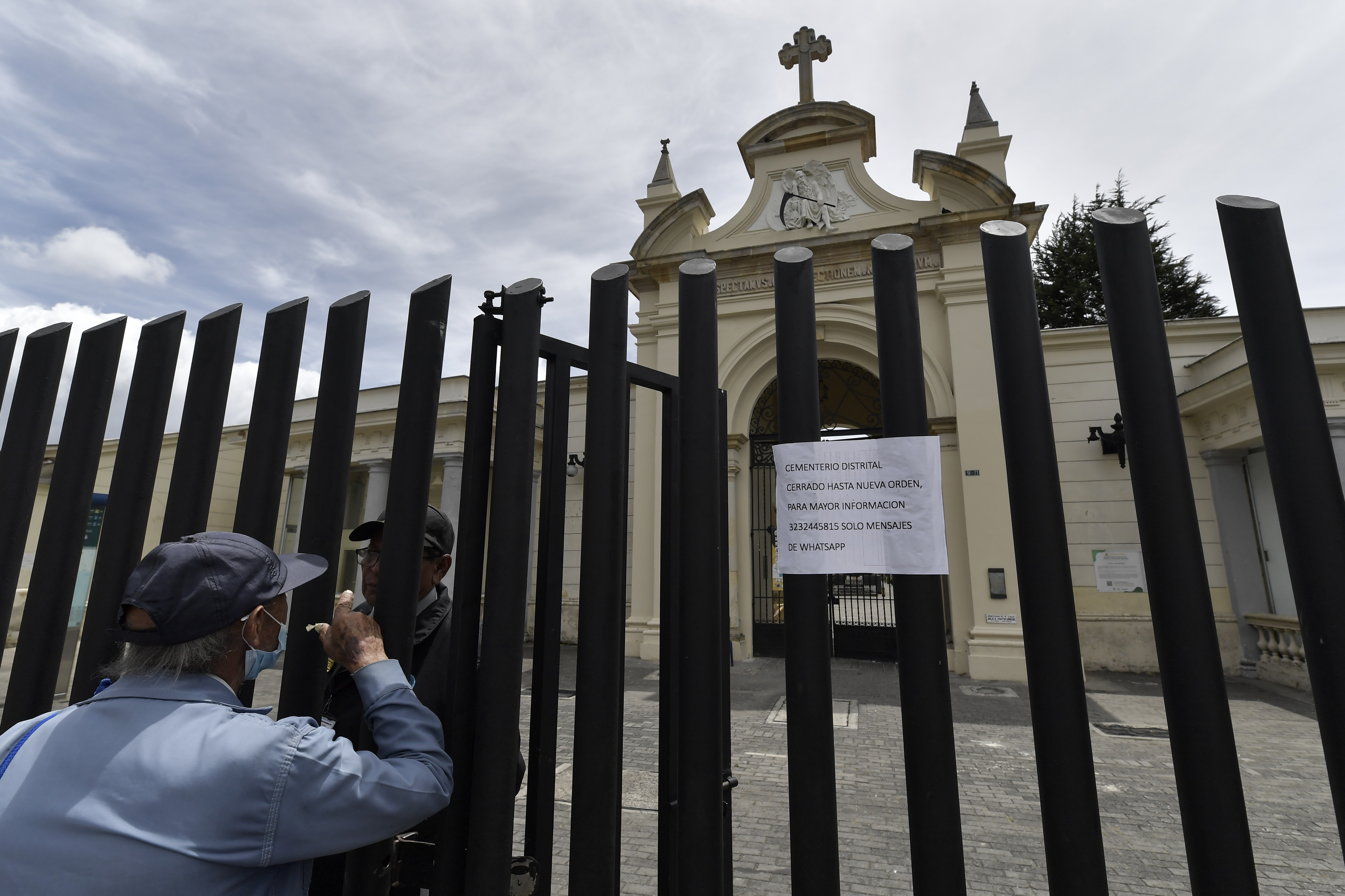 Entrada del Cementerio Central, cerrado desde el Sábado 21 de septiembre de 2024.