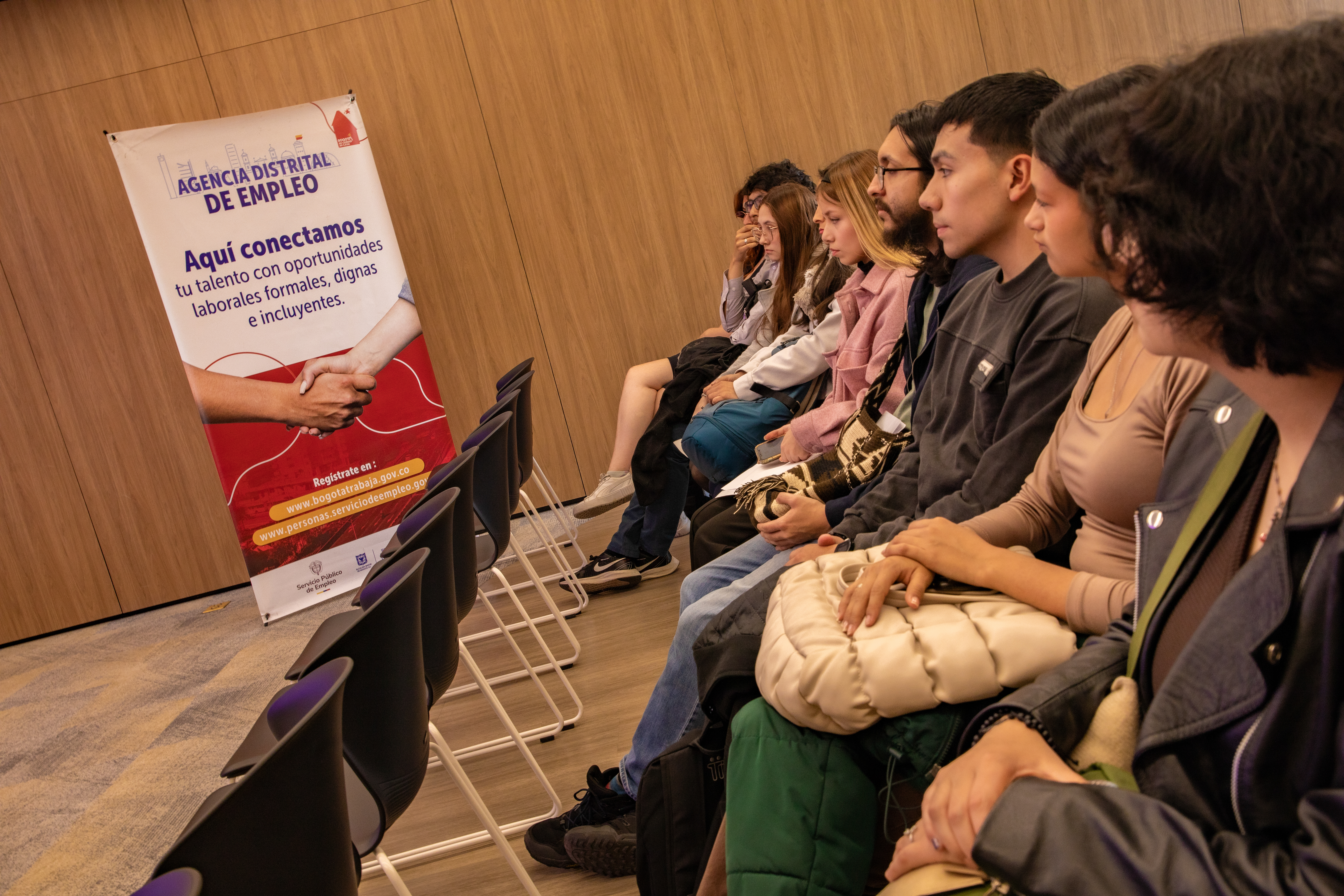 ¿Busca trabajo? Bogotá abre 5.000 cupos en cursos con salida laboral