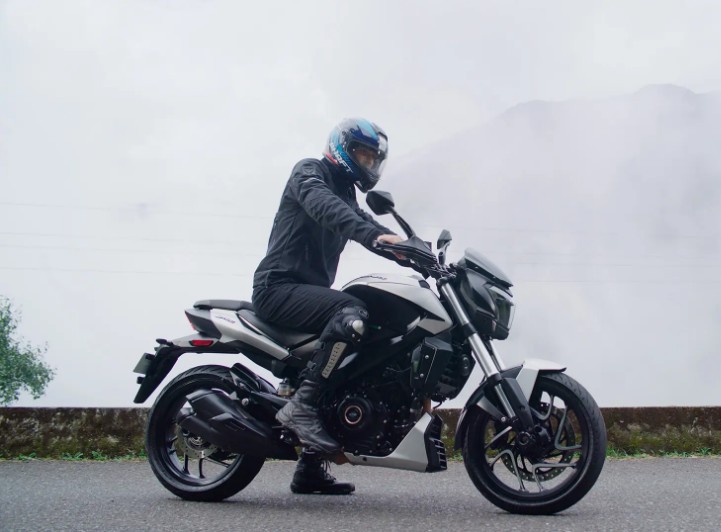 Bajaj Dominar 400