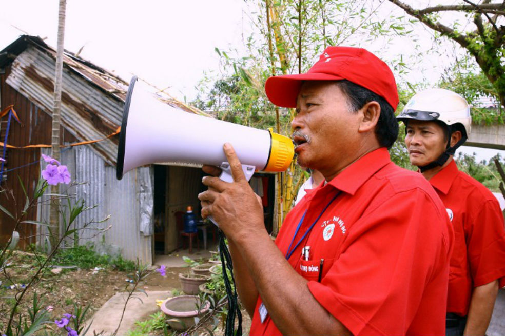 Vietnam se prepara para recibir al tifón Haiyan