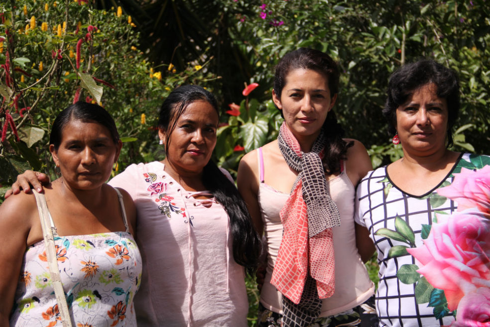 Las deudas que tenemos con las mujeres cocaleras