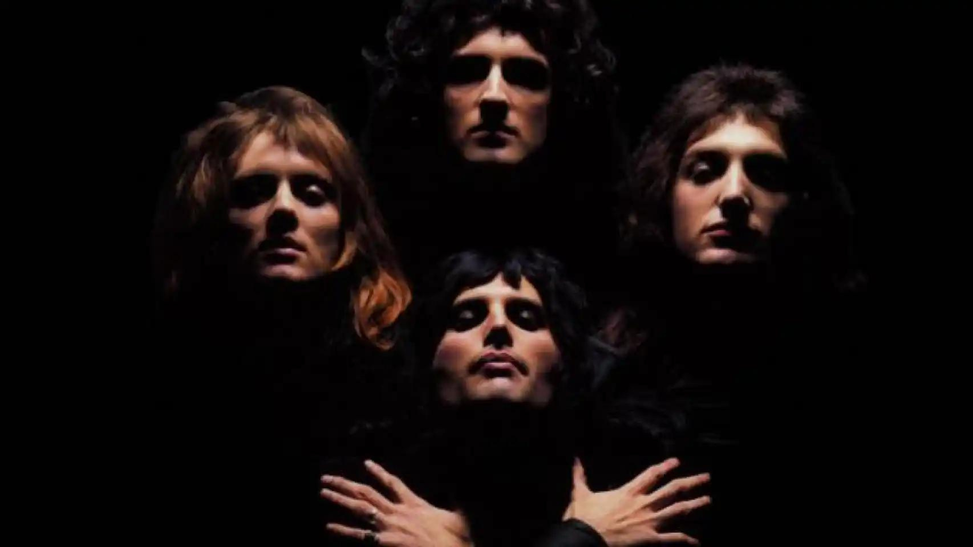 Subastarán manuscrito original de la canción “Bohemian Rhapsody”