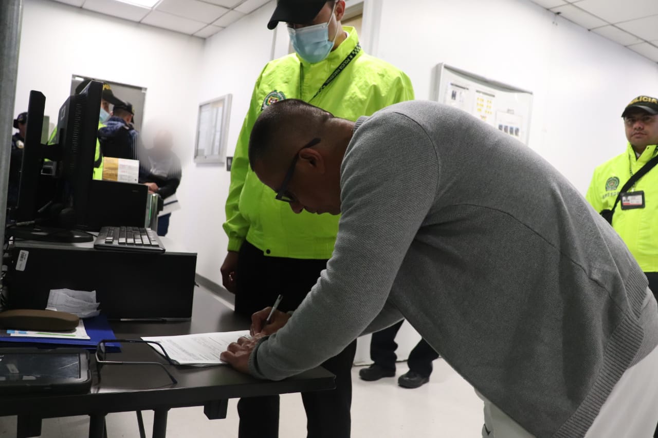 “Richard”, señalado del secuestro de exdiputados del Valle, extraditado a EE. UU.