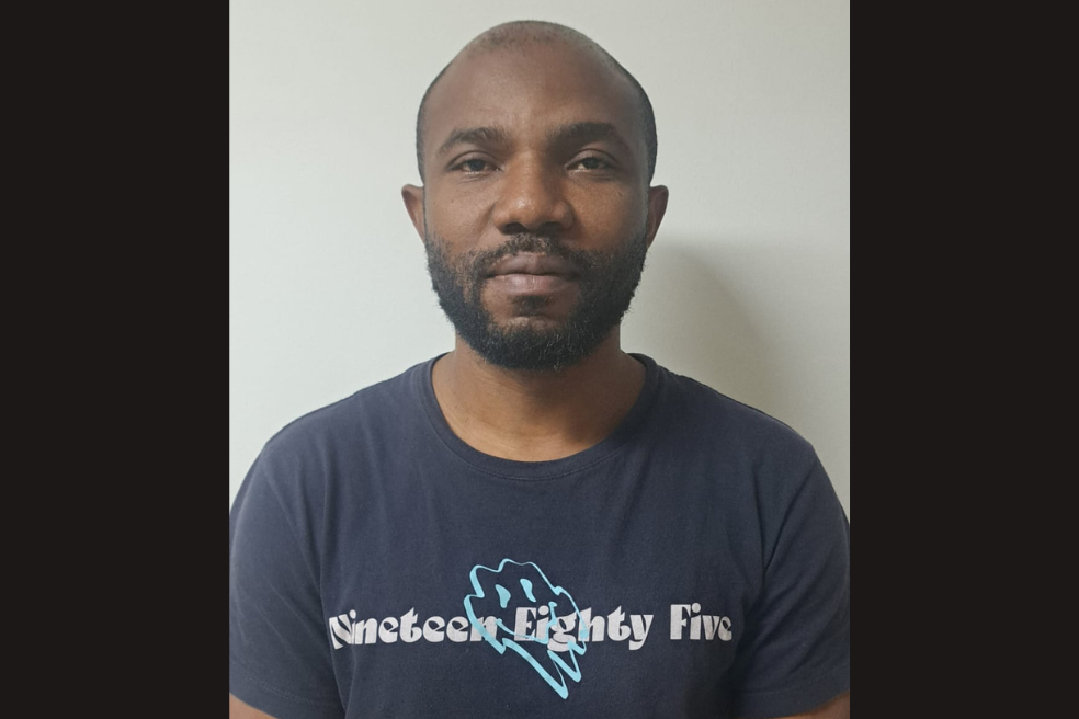 Capturan en Cali a Cristian Chukwujekwu Onuh, alias “Bimbo”, ciudad nigeriano acusado por narcotráfico.