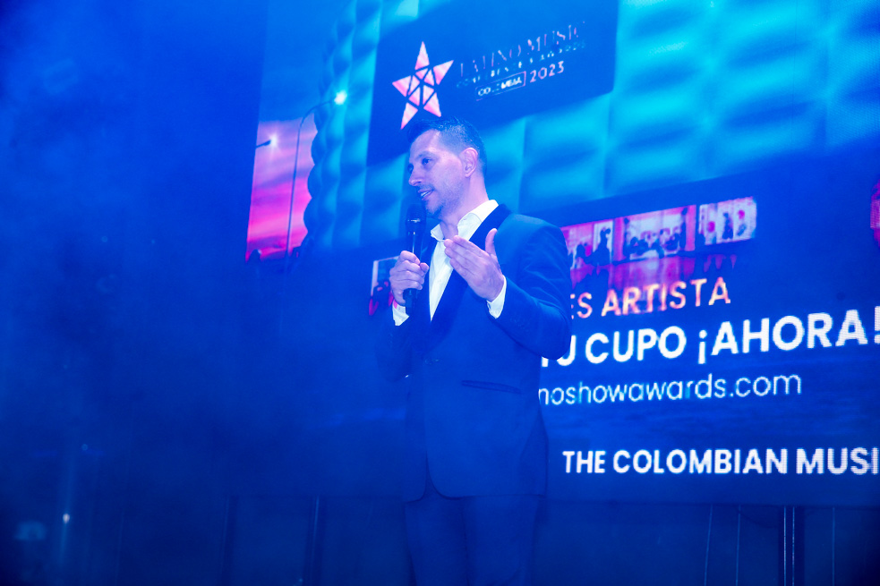 Alvaro Altamirano