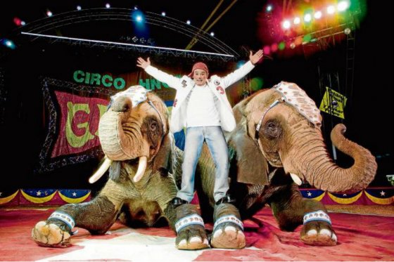 Circo Hermanos Gasca hace mutación al grupo musical ‘Los Gasca Brothers’