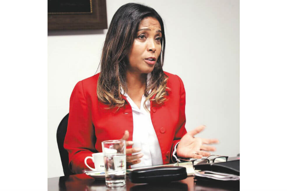 Ministra de Cultura: “No hay ninguna intención de refundar la memoria nacional”