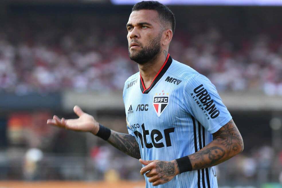 Interminable: Dani Alves marcó en su debut con Sao Paulo