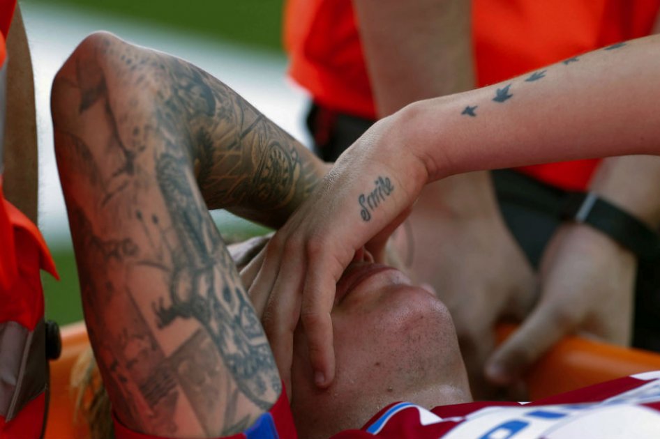 José María Giménez se lesionó y podría ser baja de Uruguay contra Colombia