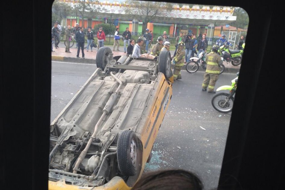 Registran fuerte accidente de tránsito en la Av 68 con 63