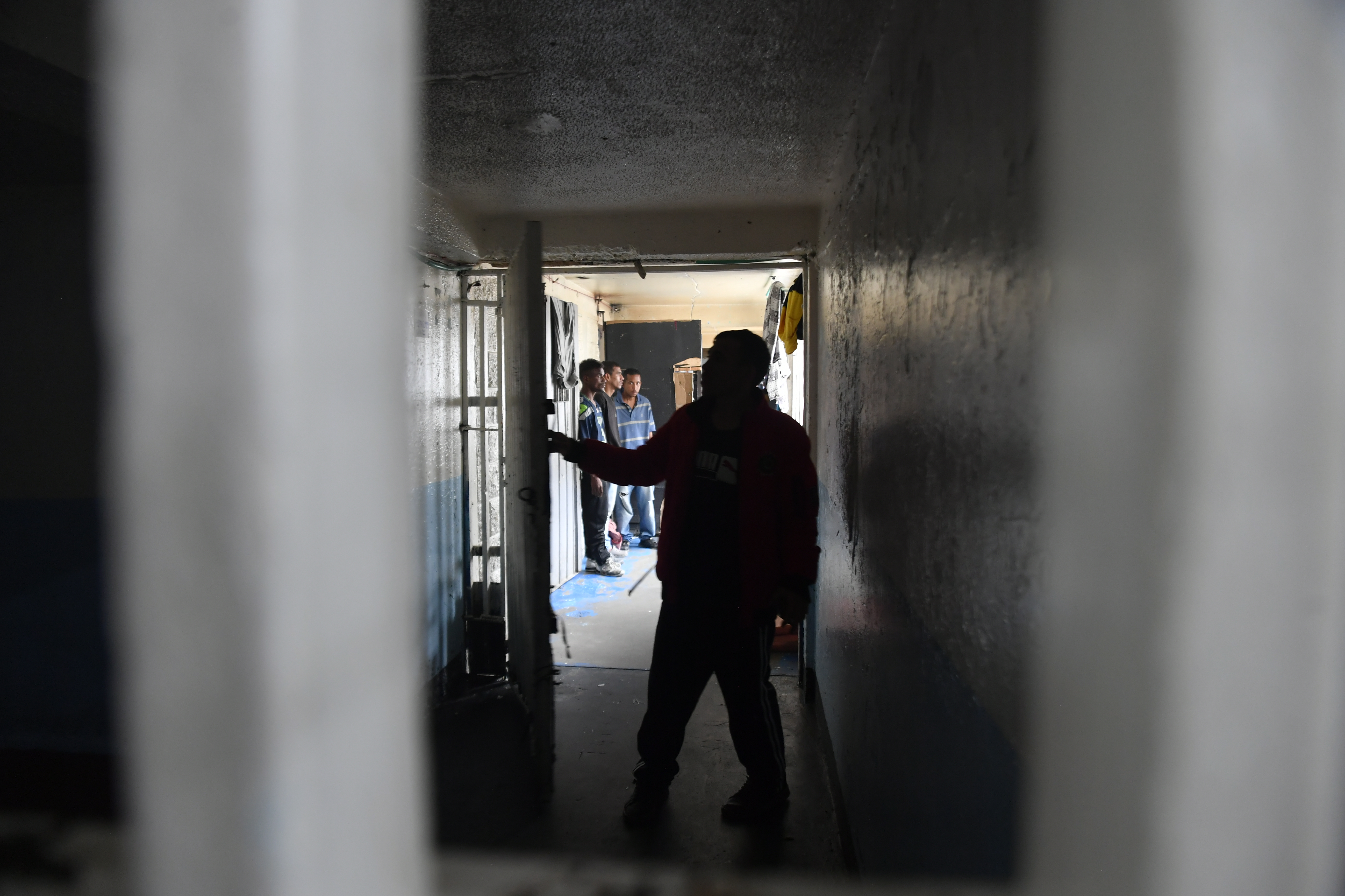 Judicializan a dos funcionarios del Inpec por presunta fuga de integrante del Tren de Aragua