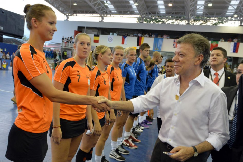 Saludo del Presidente Juan Manuel Santos a deportistas que participan en los Juegos Mundiales de Cali 2013.