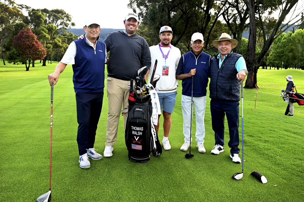 Gabriel Delascasas, Thomas Walsh, Nathaniel Scott, Camilo Rozo y Gabriel Hurtado