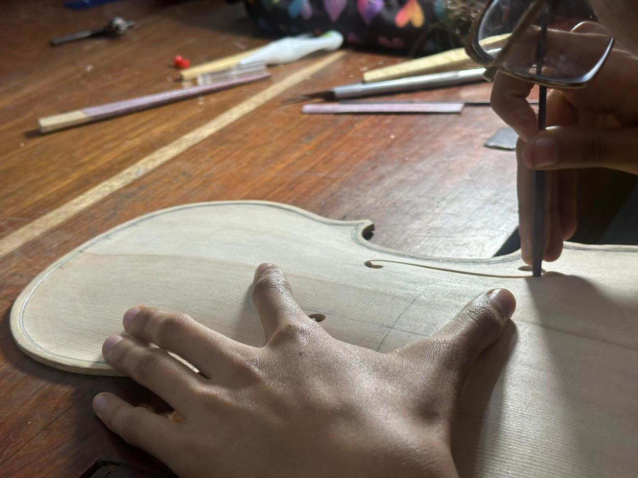 Los artesanos del sonido del violín