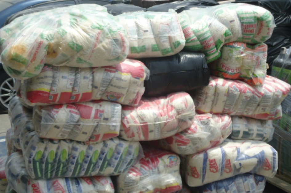 Dian propina golpe al contrabando y re-empaque de arroz de Venezuela