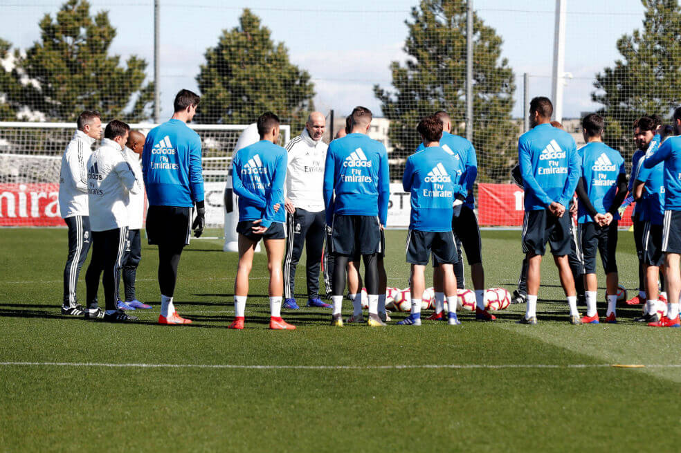Zidane dirigió su primer entrenamiento tras su regreso al Real Madrid