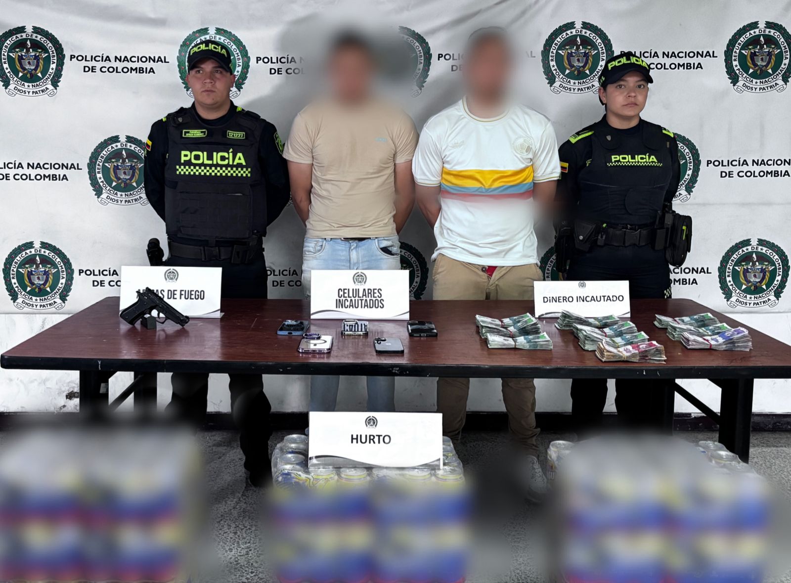 Capturan a dos hombres que intentaban robar camión con 28.000 cervezas en Bogotá