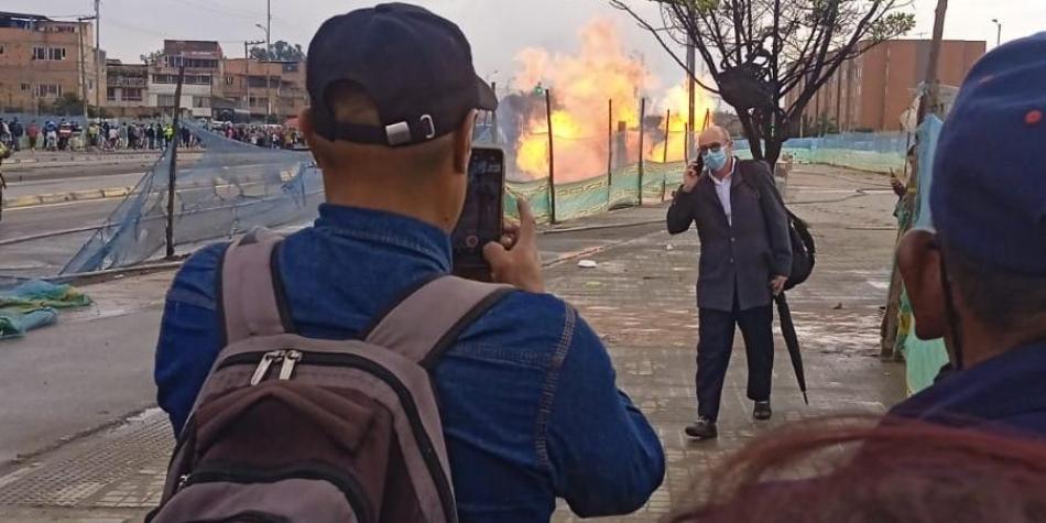 Transmilenio vuelve a operar en Portal Américas y otras estaciones tras explosión