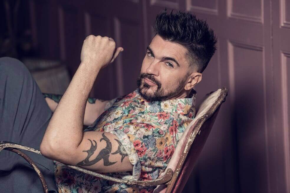 Juanes denuncia que partido político de España manipuló una de sus canciones