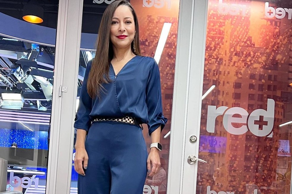 ¡Tirada en el piso! Así quedó Flavia Dos Santos luego de ser atracada en Bogotá