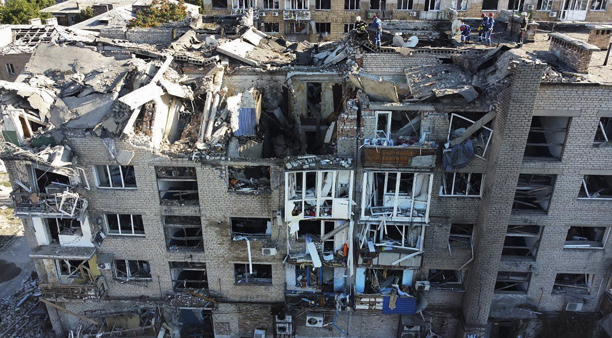 Al menos siete muertos y 81 heridos por un bombardeo ruso en el este de Ucrania
