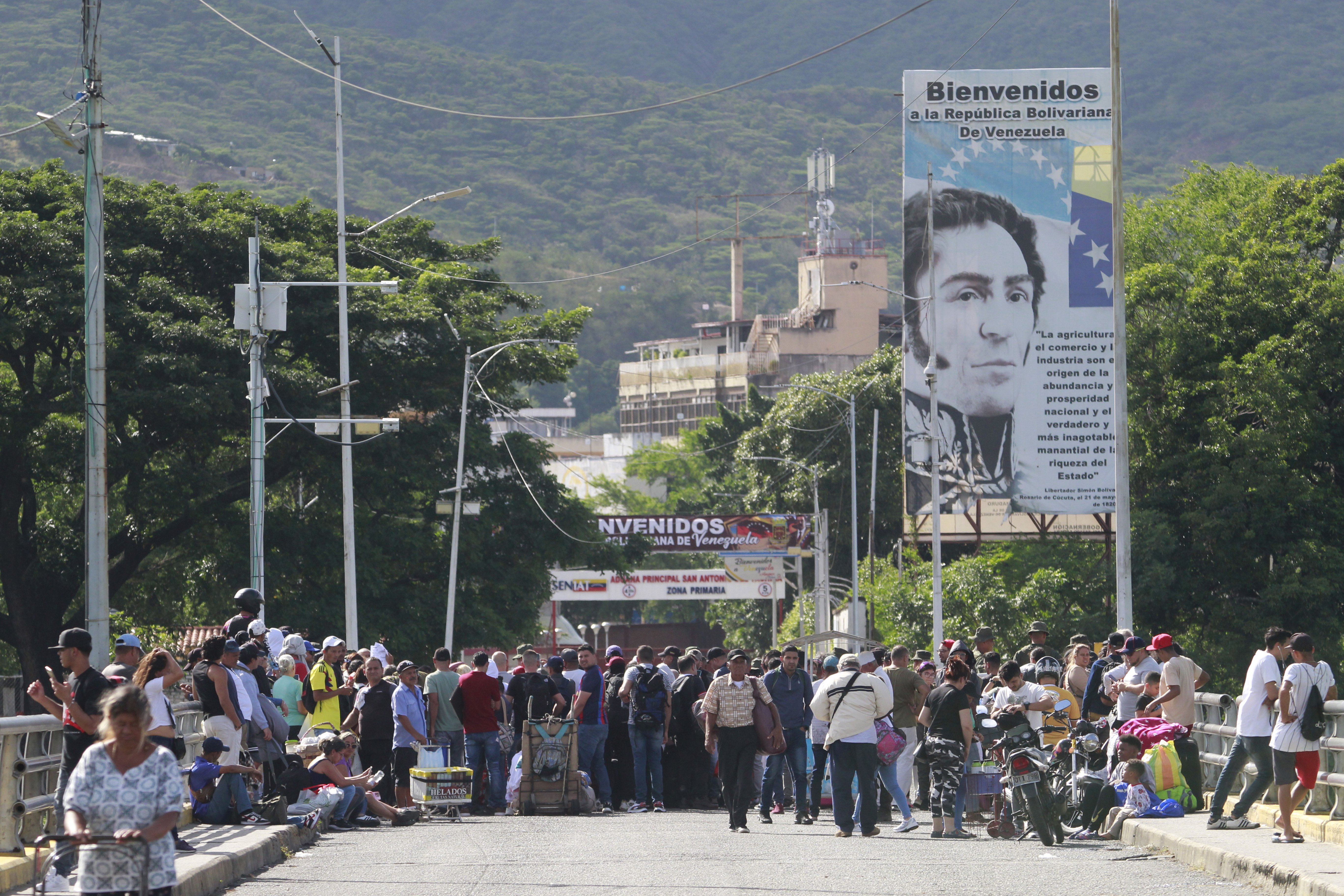 Más de 5.000 venezolanos regresaron desde Colombia para votar en las elecciones