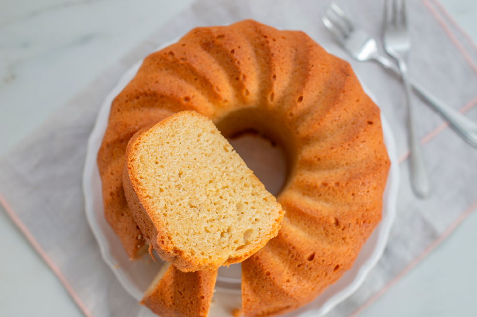 ¡Deliciosa! 7 pasos para preparar esta receta de torta de vainilla esponjosa