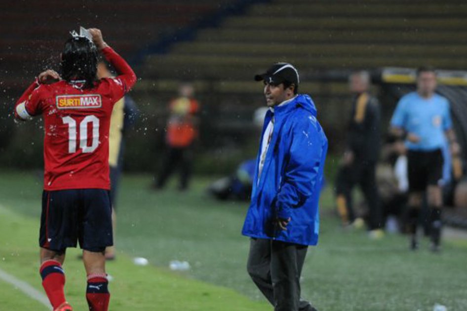 Medellín ratificó a Óscar Pérez como entrenador