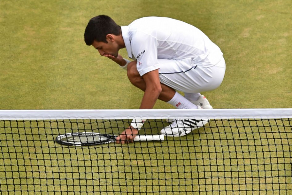 Novak Djokovic venció a Kevin Anderson y clasificó a semifinales en Wimbledon. Foto: AFP