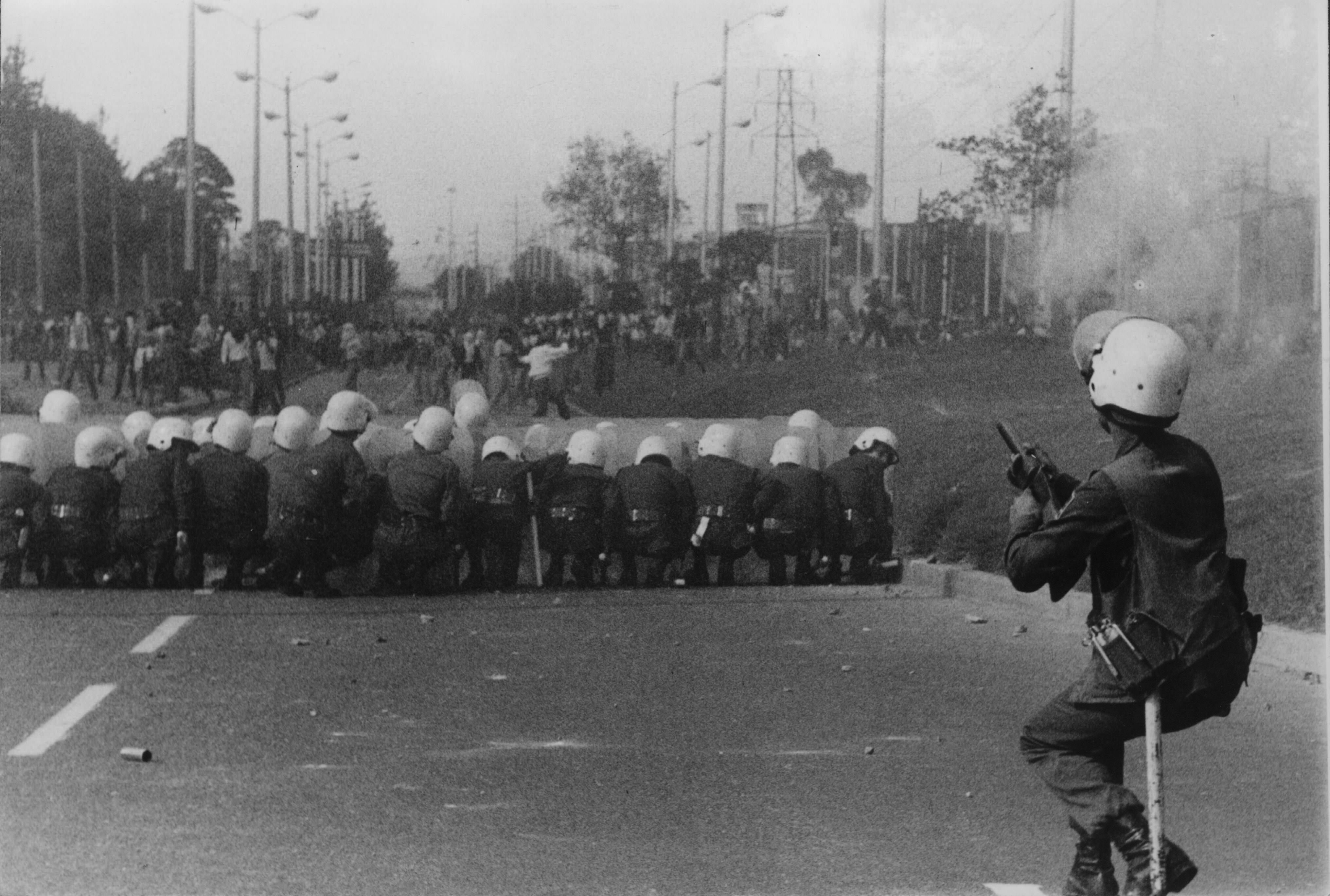 El día que la represión y el conflicto se tomaron la Universidad Nacional